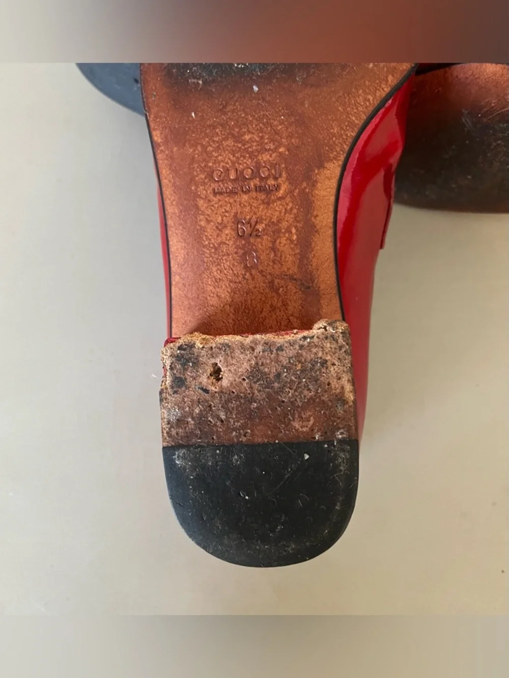 GUCCI Ruby Red Patent Leather Loafers sz. 6.5. - Picture 10 of 13